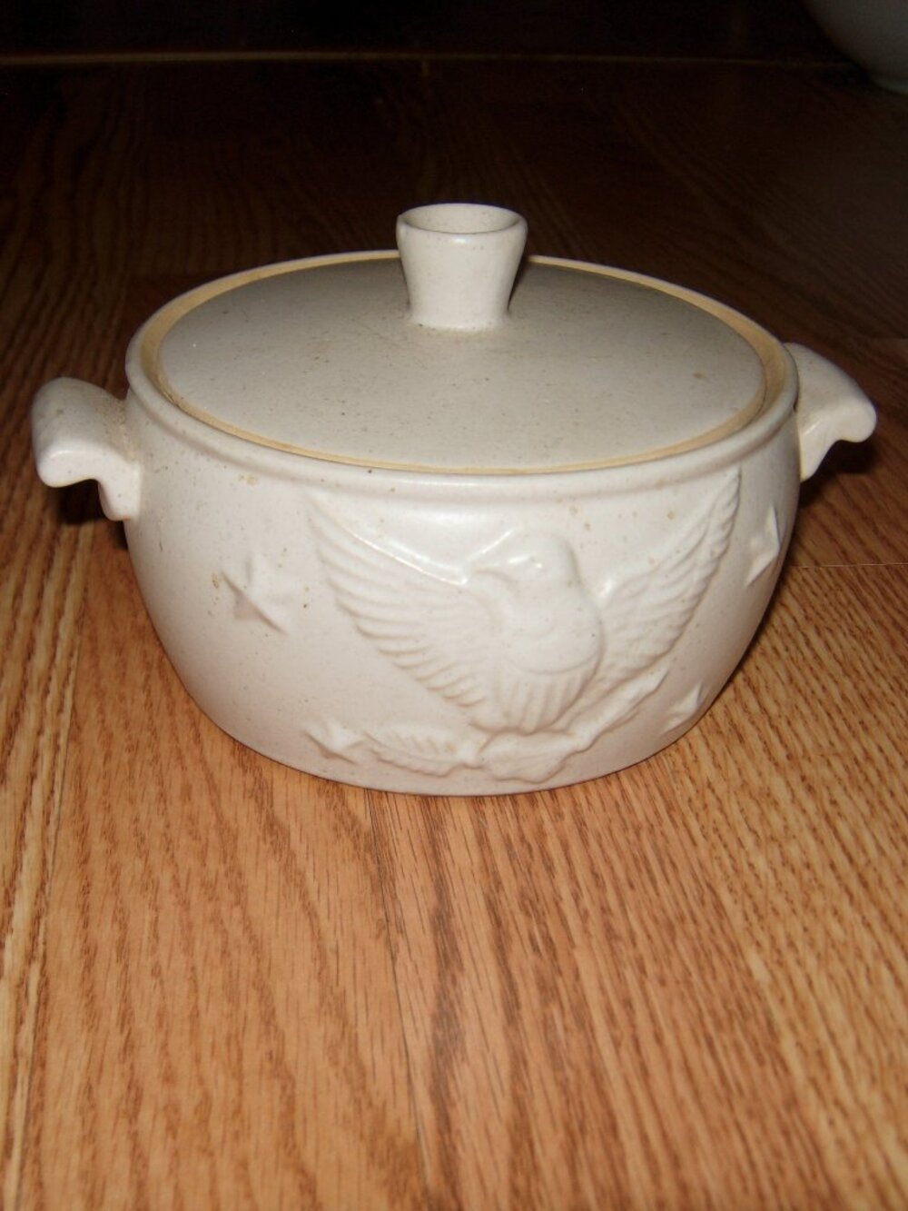 Vintage Stoneware Patriotic Eagle Bean Pot